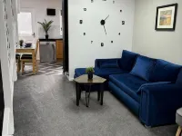 Stylish Home in Linlithgow | Near Edinburgh Airport | Free Parking | Free WiFi Hotel di Linlithgow