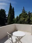 A 10 mn walk from the beach with view on the cap canaille house of 100 m2