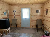 Cozy queen bed cabin with WiFi, fitness room in enchanting Aladdin - Hytter