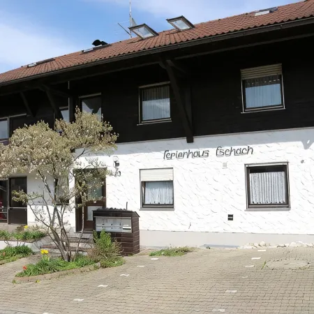 Quiet, TV, WiFi, terrace, lake, parking