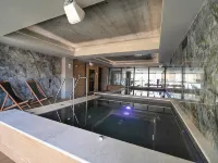 Aniroc Signature Hotel Các khách sạn ở Arad
