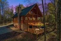 Authentic Log Cabin - Sleeps 10 - Hot Tub - Fire Pit - Hocking Hills - con encanto