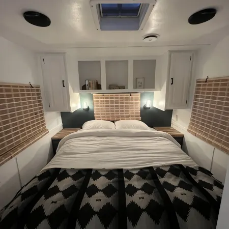 Modern Vintage Camper w/ Peaceful Private Yard