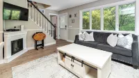 Enjoy a lovely summer retreat in Sag Harbor Village, 1 mile to Main Street