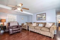 Come enjoy a stay at Pleasant Lane! Plenty of parking & great surrounding area! - 2-Star