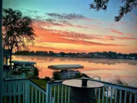 Elegant Lake Home with Hot Tub Hotels in Tomah