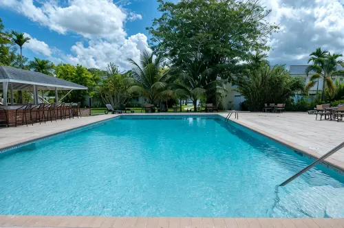 "Idle Time on the Bay Visually Charming and newly refurbished apartment - 2 étoiles