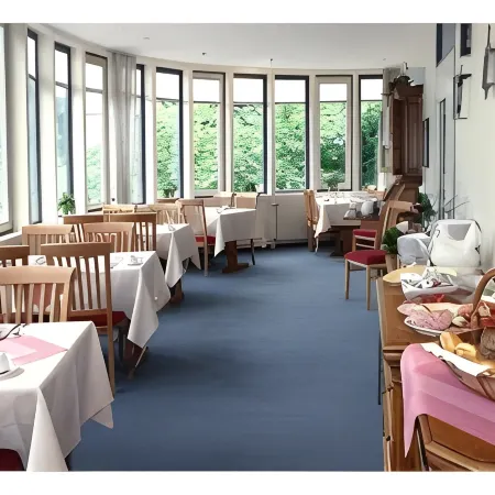 An der Stadthalle