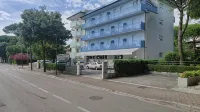 Hotel Paris - Airport Shuttle