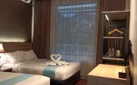 Hotel Batu Wonderland - Parvekkeita