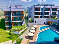 Green Hills Suites - Pool