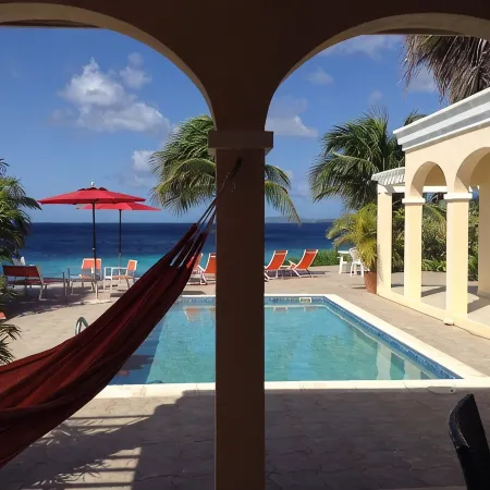Reef Front Divers Dream Crown Ridge Luxury Villa In Beautiful Sabadeco!