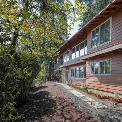 Convenient Bellevue 2 BR 2 Bath Lakeview House Hotel Exterior