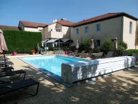 Hôtel la Bérangère - Pools