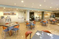 Hotel Santamaria - breakfast