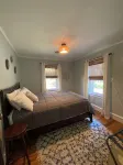 Charming 2-bedroom water oriented cottage with water access