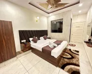 Saanjh Riverside Resort