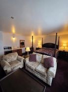 Benny's Colville Inn