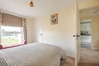 Riverside Garden Apartment with lovely River Tay views and parking - ห้องครัว