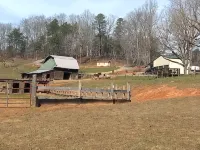 "Nomad" Tiny Home @ Farmstay Glamping Bed & Breakfast on 11 Acre Park-Like Acres