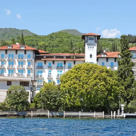 Hotel Savoy Palace