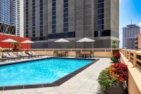 JW Marriott New Orleans - Rooftop Pools