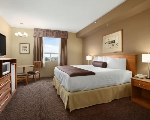 Days Inn & Suites by Wyndham West Edmonton Hotel dekat Pusat Acara Edmonton