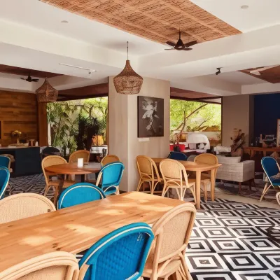 Palms Retreat Hotels near Fulhadhoo Marathon