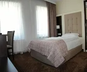 Hotel Atlas Halle - parking