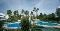 Aparthotel Ona Campanario - Pool