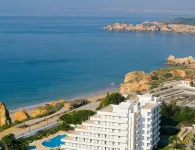 Hotel Luar โรงแรมใน