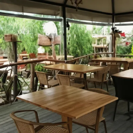 Ala Guesthouse