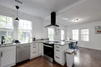 Historical Central Garden’s Retreat - Bungalow