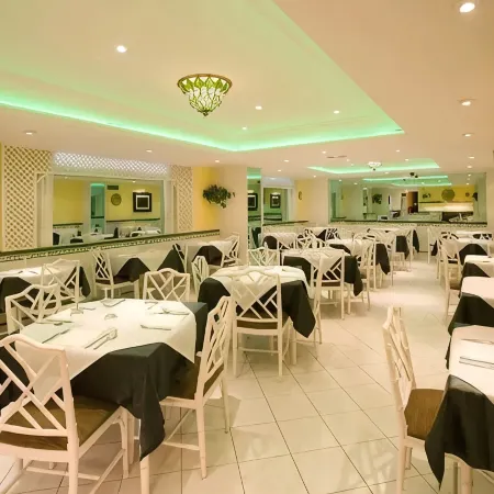 Hotel Noy
