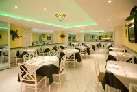 Hotel Noy - breakfast