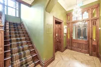 The Governance Apartments - 3-Star