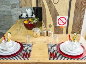 Hyswan Self Catering Guesthouse