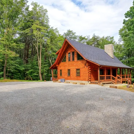 Honey Goat Hill, Sleeps 10, Centrally Located with Wooded Views