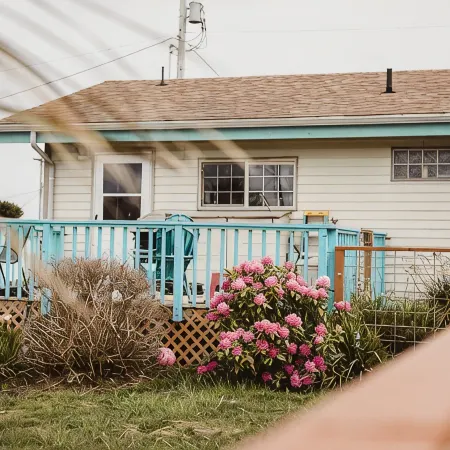 Cottage by the Sea June 2-17Available