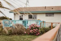 Cottage by the Sea June 2-17Available - Wifi