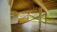 Immaculate Family-Friendly Canal Front Vacation Home in Outer Banks 4x4 Area - balcony