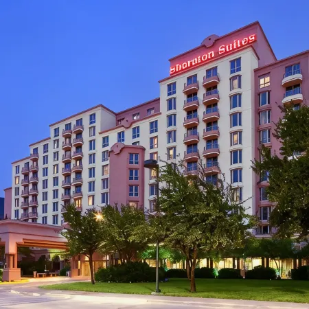 Sheraton Suites Market Center Dallas Отели рядом с достопримечательностью «Вокзал Мокингбёрд»