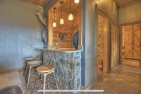 Beautiful, private, Blue Ridge, GA cabin with incredible views. - 샬레 호텔
