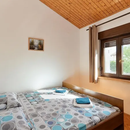 Spacious apartment in Peroj with terrace
