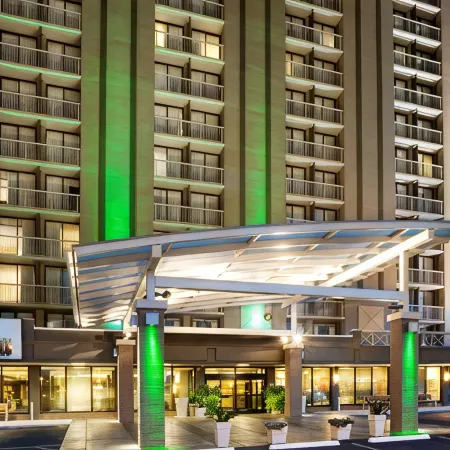 Holiday Inn NASHVILLE-VANDERBILT (DWTN) by IHG
