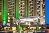 Holiday Inn NASHVILLE-VANDERBILT (DWTN) by IHG Hotels near Patsy Cline Museum