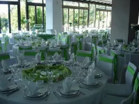 Olympic Village Hotel & Spa - فطور