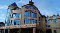 Hotel Zolotaya Imperiya - parking