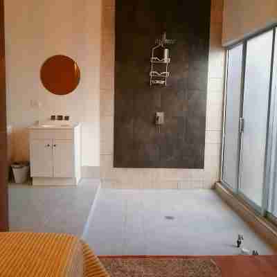 Executive Studio - 15 Min. from US Consulate | Flexible Check-IN Rooms