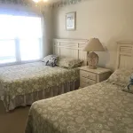 On canal. 3 minute walk from beach! 5 minutes from everything!! - 2-Star